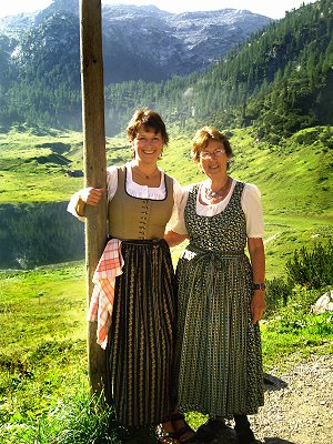 Rosl und Kristina Bähr am Funtensee